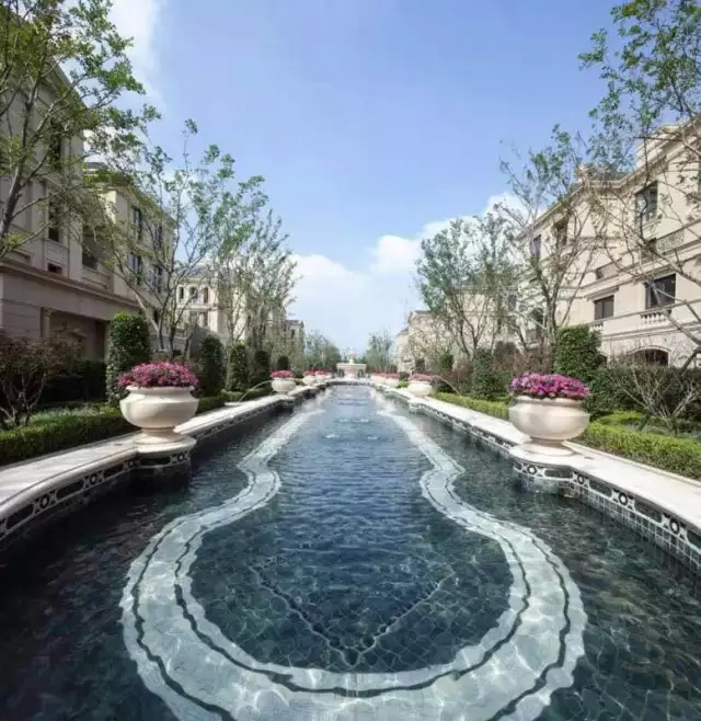 點擊看大圖 傳世建筑史詩 極致石材傳奇