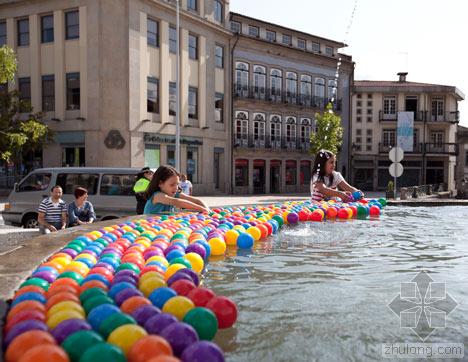 噴泉形成的海濱景象第9張圖片 噴泉形成的海濱景象第9張圖片